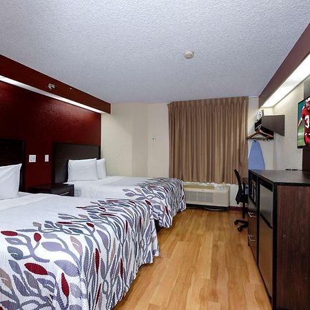 Chesapeake Inn And Suites Lexington Park Patuxent River Naval Air Station California Exterior photo