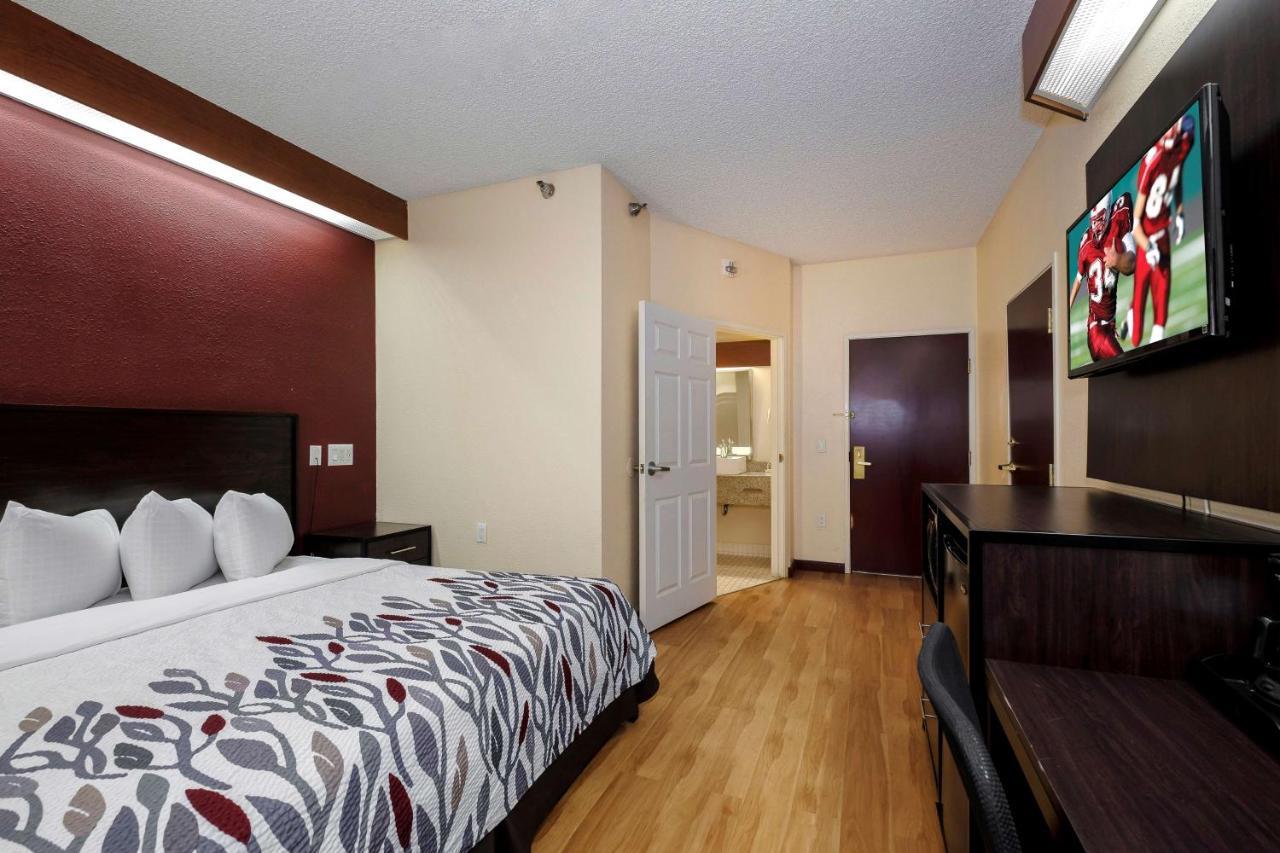 Chesapeake Inn And Suites Lexington Park Patuxent River Naval Air Station California Exterior photo